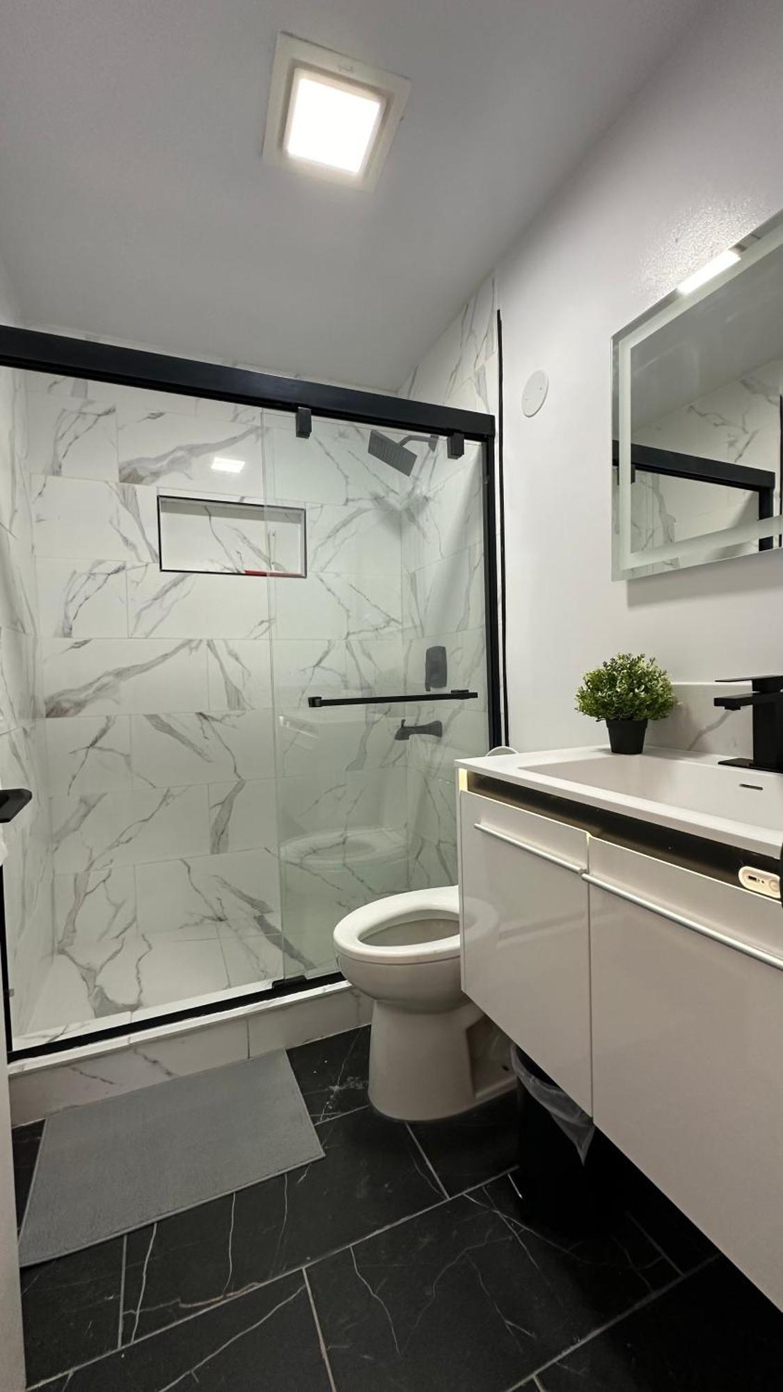 Bed and Breakfast Modern 2Br Stylish & Cozy Unit Los Ángeles Exterior foto